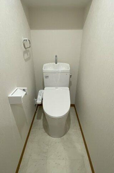 アンジュ荻野 