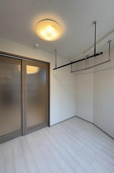 グローリオシェルト四谷坂町 