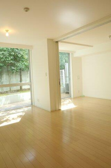 プライムアーバン市谷仲之町 