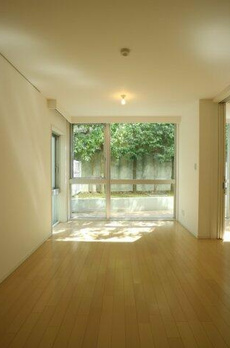 プライムアーバン市谷仲之町 