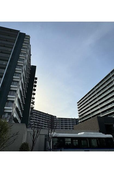 アクラス 