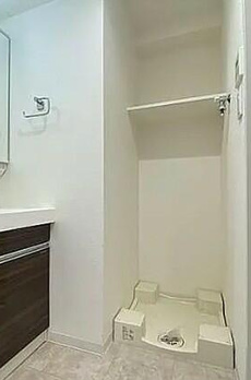 スカイコートパレス三ノ輪 