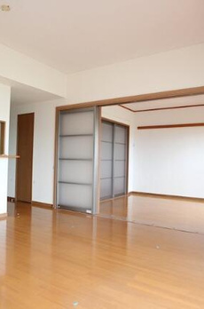 アソシエール中野弐番館 