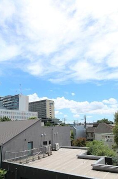 アソシエール中野弐番館 