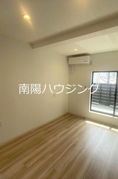 成城６丁目貸家 