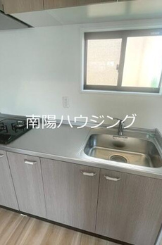 成城６丁目貸家 