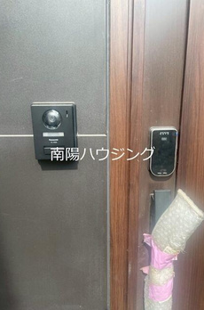 成城６丁目貸家 
