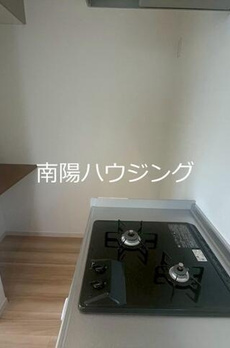 成城６丁目貸家 