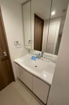 ＢＯＮＤ西新井大師西ステーションゲート 