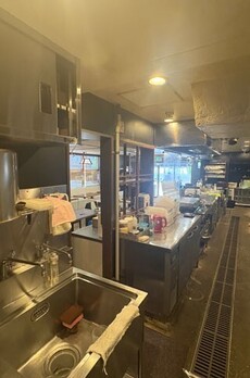 ニューリバータワー 