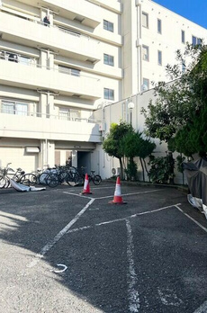 代田ウエスト 