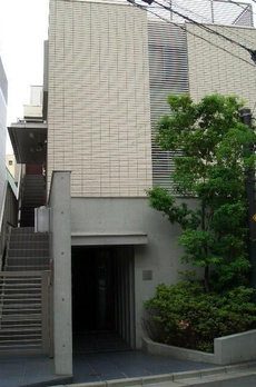 ＺＥＬ　ＣＯＵＲＴ　ＡＯＹＡＭＡ 