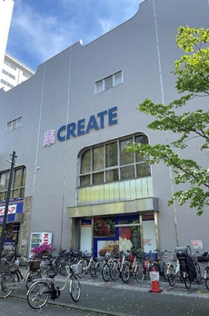 ファミーリエ高島平 