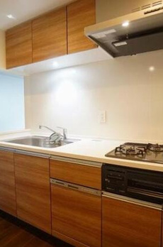 ＬＩＭＥＲＥＳＩＤＥＮＣＥ　ＨＩＫＩＦＵＮＥ 