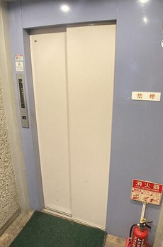 メゾンドリプレット 