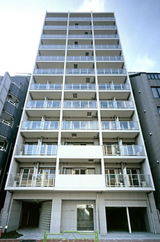 ドゥーエ新富町 