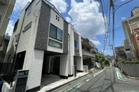 渋谷区代々木４丁目戸建