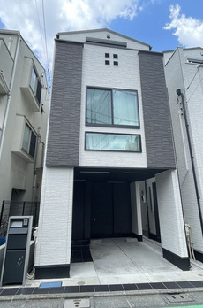 渋谷区代々木４丁目戸建 