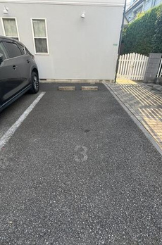 テラスグリエブランＢ 