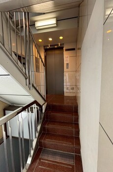銀座中央通りビル 