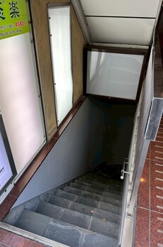 銀座中央通りビル 