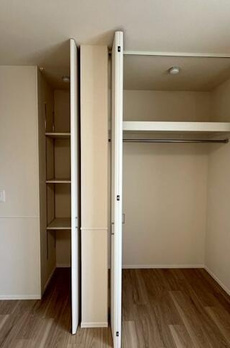 Ｎ・Ｗ　ＲＥＳＩＤＥＮＣＥ　ＡＳＡＧＡＹＡ 