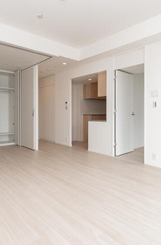 ＷＯＲＬＤ　ＴＯＷＥＲ　ＲＥＳＩＤＥＮＣＥ 