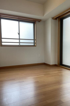 コーポレート新宿百人町一丁目 