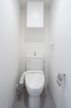 レジディア四谷三丁目 