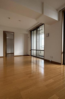 クレール中野 