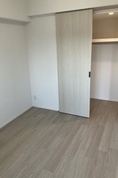 サンウッドフラッツ新宿四谷三丁目 