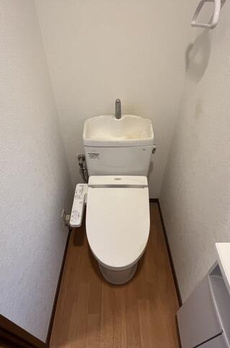 テラスグリエブランＢ 