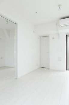 エストゥルース入谷 