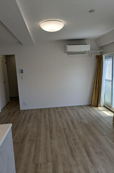 部屋番号：８０１ 