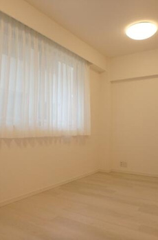 ドゥーエ新川 