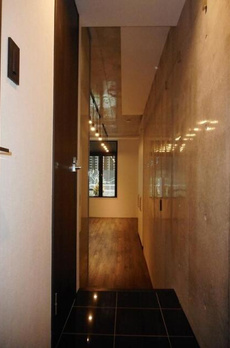 ＬＡＰｉＳ　ＣＯＵＲＴ　ＹＯＴＳＵＹＡ 