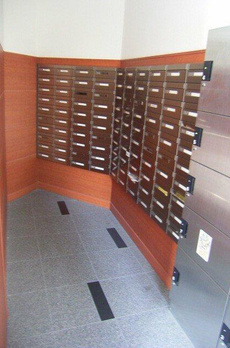 ファミールグラン銀座４丁目オーセンティア 