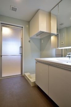 正金アパートメント入船 