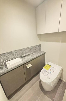 ＷＯＲＬＤ　ＴＯＷＥＲ　ＲＥＳＩＤＥＮＣＥ 