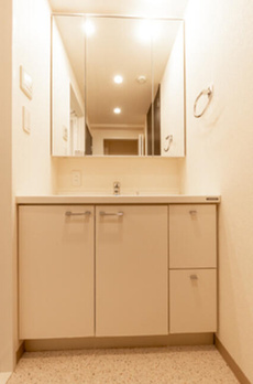 Ｃｒｅａｒｅ麹町 