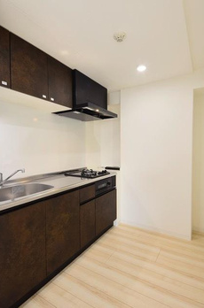 First Residence 西日暮里 