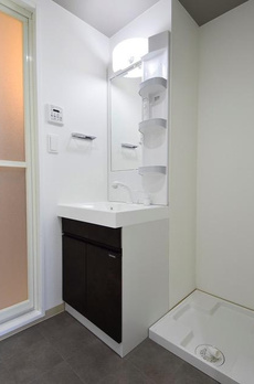 First Residence 西日暮里 