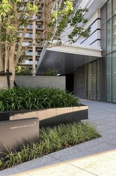 ＨＡＲＵＭＩ　ＦＬＡＧ　ＰＡＲＫ　ＶＩＬＬＡＧＥ　Ｔ棟 