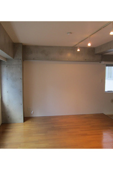 LXS室町 