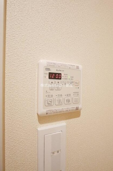 ヴィアローカス 