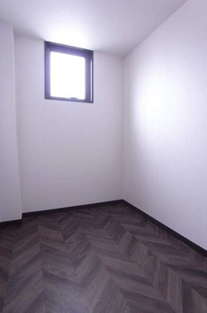 ａｄｍｉ新御徒町 