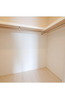 コンフォリア新宿イーストサイドタワー 