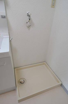 大和ビル 