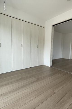 イーストポート 