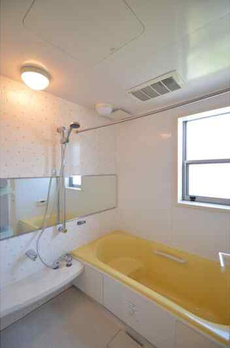 和泉２丁目貸家 